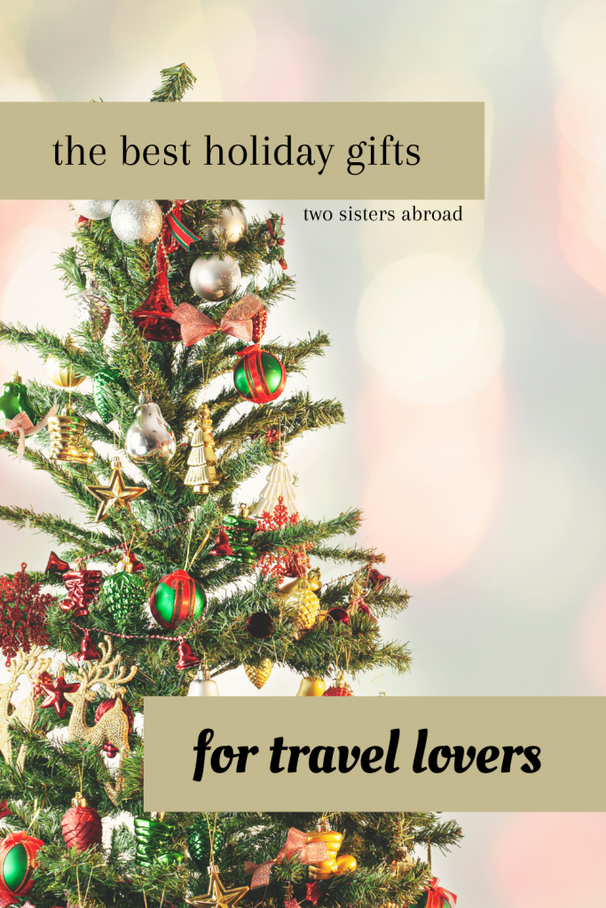 Holiday Gift Guide for Travel Lovers - Veronika's Blushing